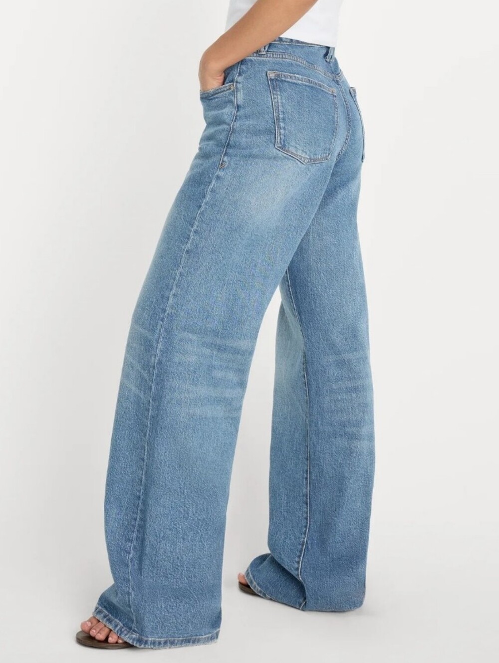 Good American Good Ease‎ Relaxed Wide Leg Jeans Size 14 / 32 Mid Rise 34" Inseam - Picture 10 of 13